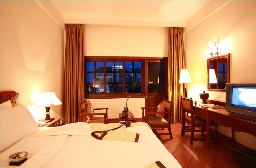 Apsara Holiday Hotel 시엠리아프 외부 사진