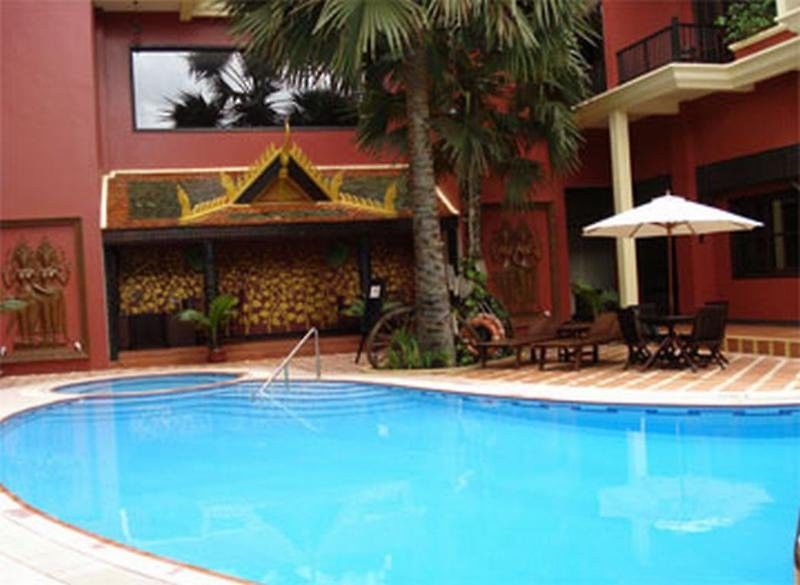 Apsara Holiday Hotel 시엠리아프 외부 사진