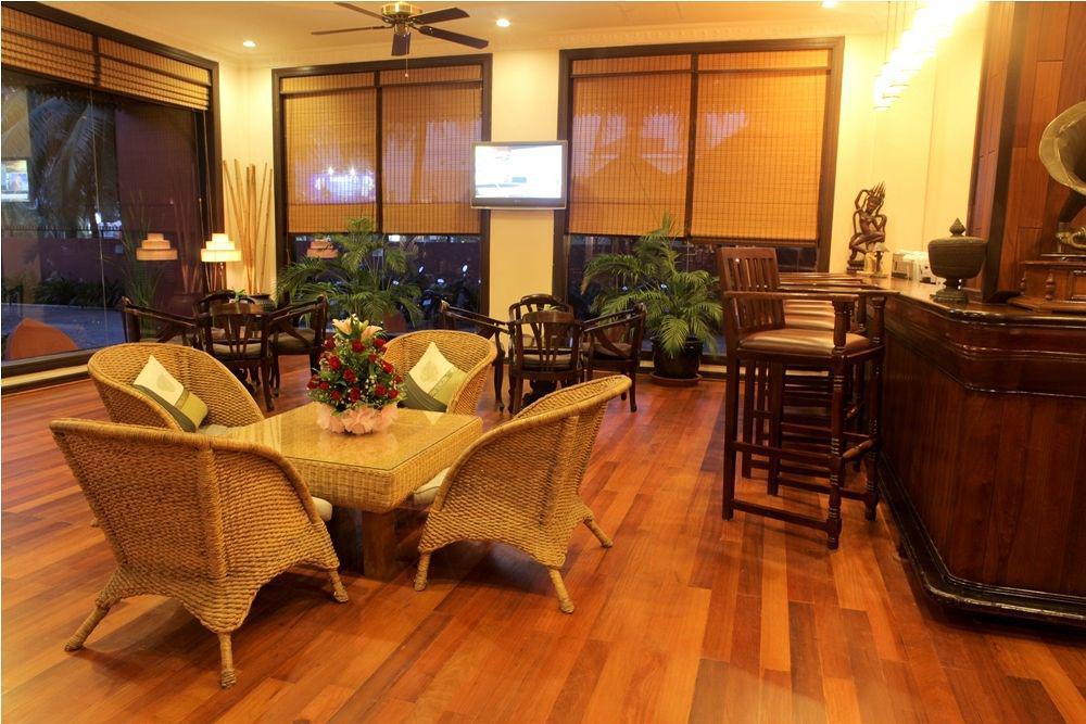 Apsara Holiday Hotel 시엠리아프 외부 사진
